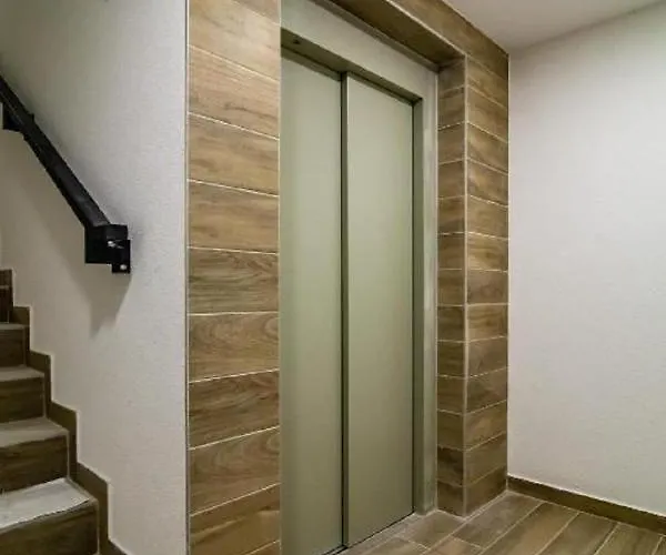 アパート Grand View ズラティボール